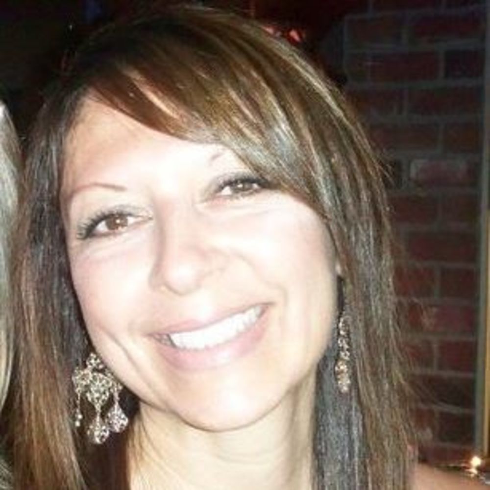 Meet your Posher, Debbie